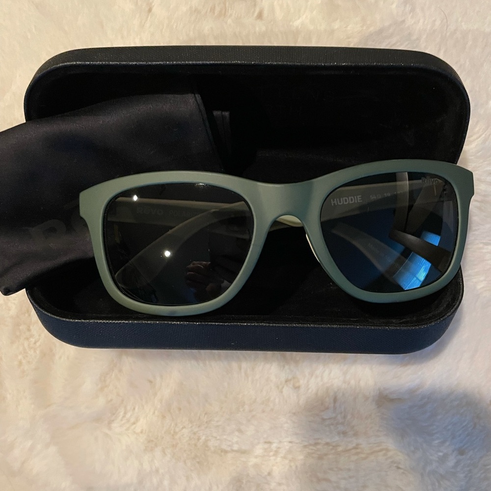 Revo Sunglasses COLOR — Matte Military Green/Graphite